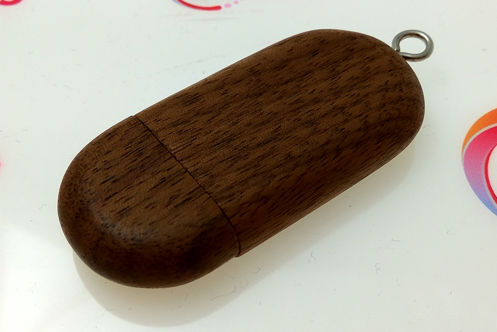 Memoria USB ovalado de madera