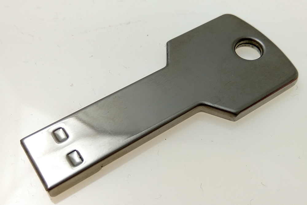Memoria pendrive USB llavero con forma de llave